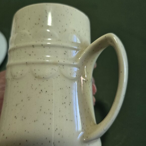 Homer Laughlin Sugar Bowl with Lid & Cream Pitcher - Picture 3 of 11